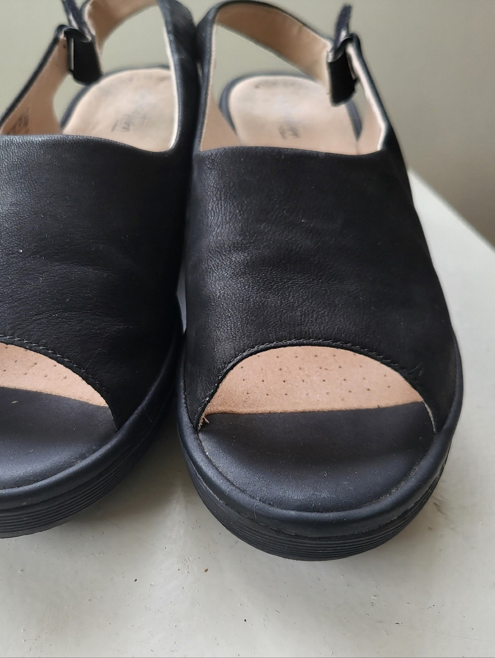 Clarks Black Sandals Size 11